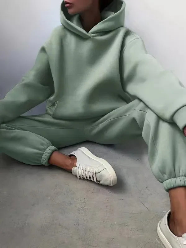 Two-Piece Oversized Tracksuit for Women, Warm Hoodie Sweatshirts,Long Pant Sets, Casual Hoodie, Monochromatic Pullovers, Winter.                                    M.Esk